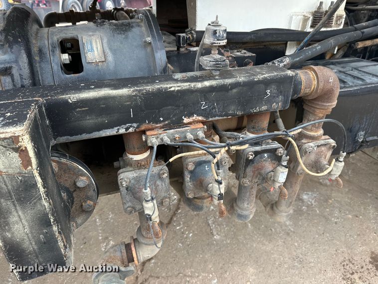 image for item FK1598 1990 Ford LN8000 water truck