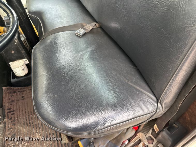 image for item FK1598 1990 Ford LN8000 water truck