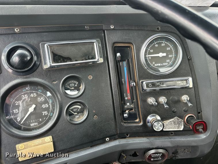 image for item FK1598 1990 Ford LN8000 water truck