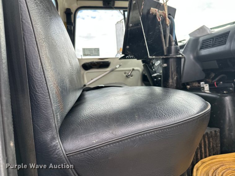 image for item FK1598 1990 Ford LN8000 water truck