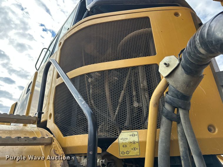 image for item FK1599 2013 caterpillar  740B articulated haul truck