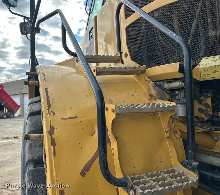 image for item FK1599 2013 caterpillar  740B articulated haul truck