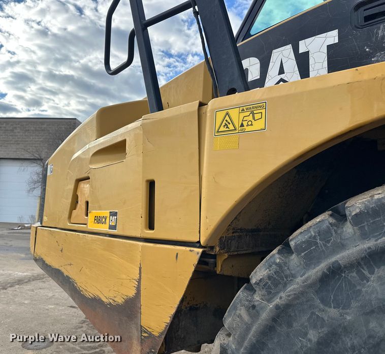 image for item FK1599 2013 caterpillar  740B articulated haul truck