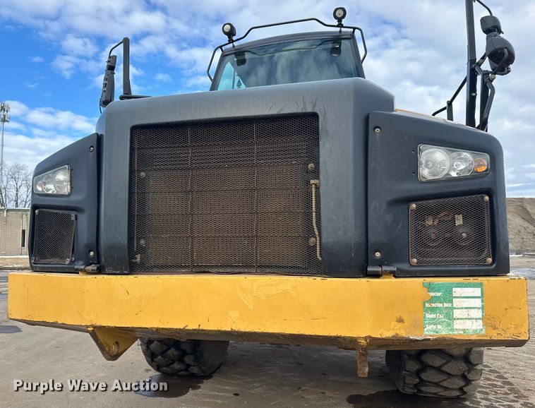 image for item FK1599 2013 caterpillar  740B articulated haul truck