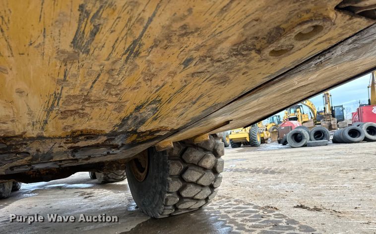 image for item FK1599 2013 caterpillar  740B articulated haul truck