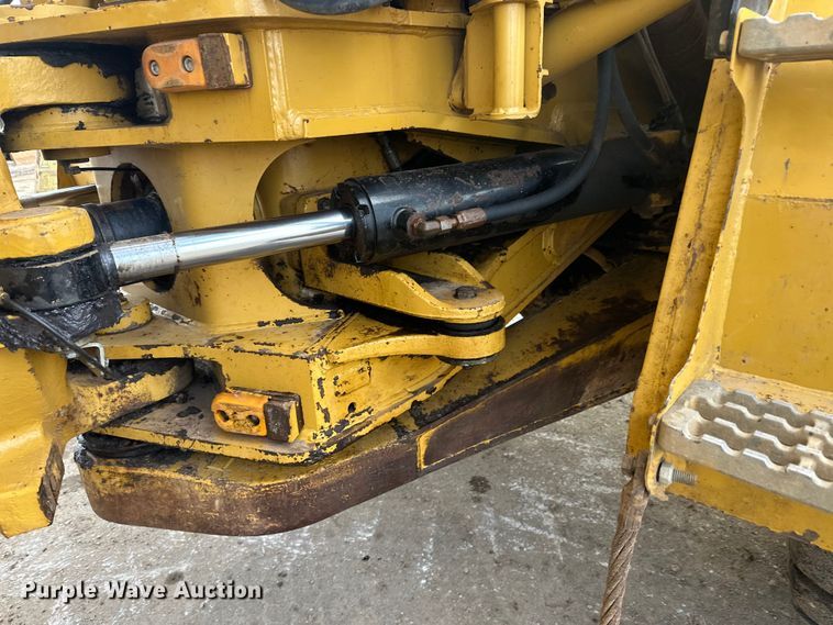 image for item FK1599 2013 caterpillar  740B articulated haul truck