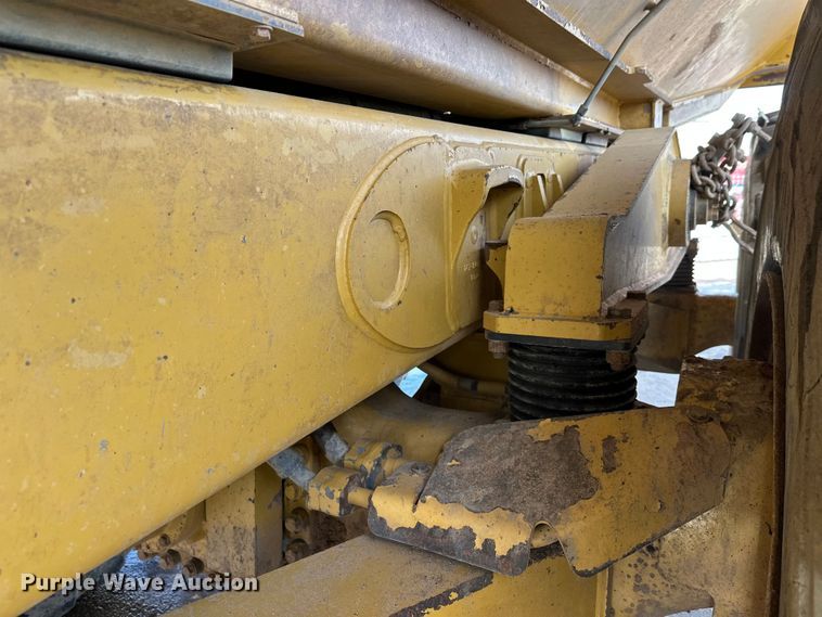 image for item FK1599 2013 caterpillar  740B articulated haul truck