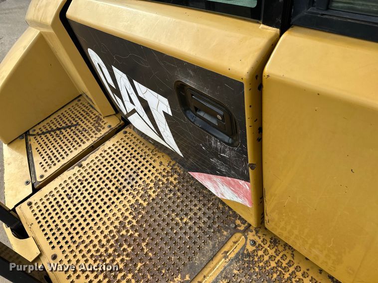 image for item FK1599 2013 caterpillar  740B articulated haul truck