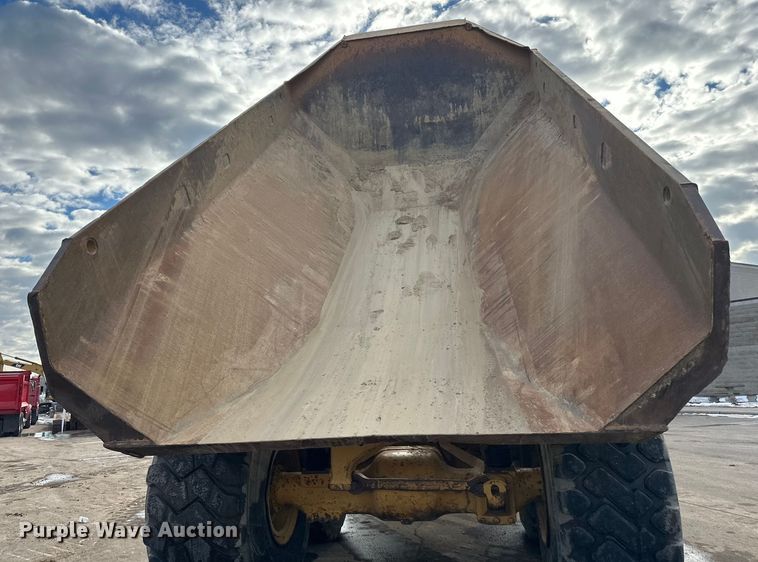 image for item FK1599 2013 caterpillar  740B articulated haul truck