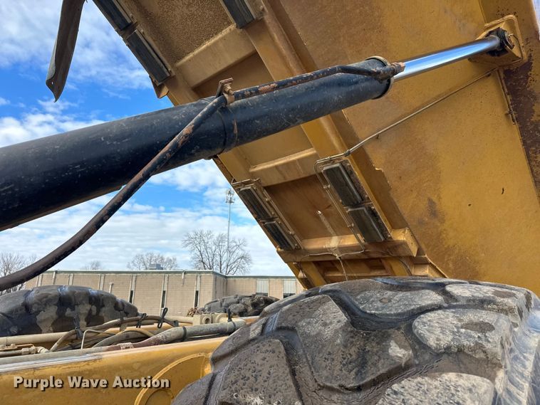 image for item FK1599 2013 caterpillar  740B articulated haul truck