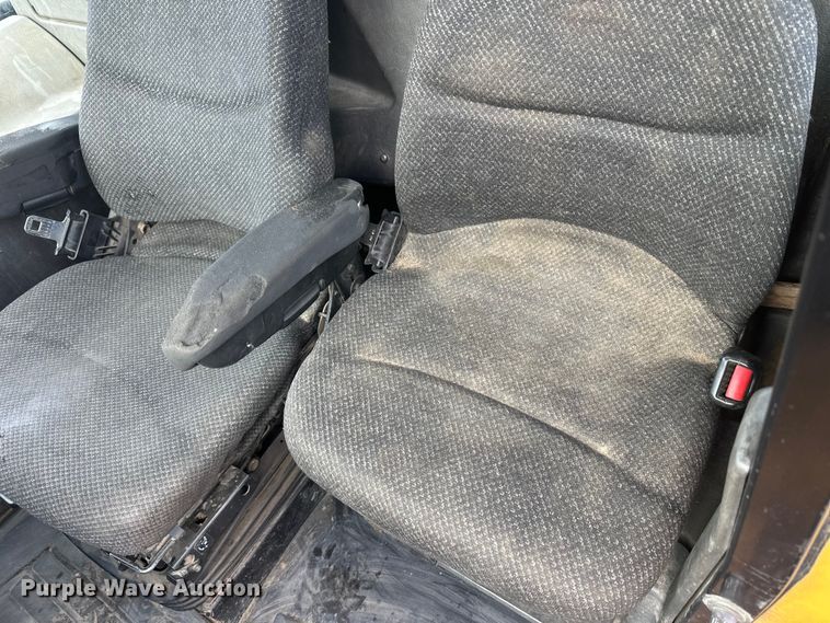 image for item FK1599 2013 caterpillar  740B articulated haul truck