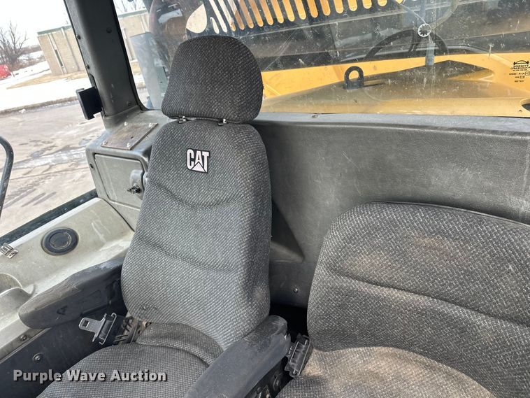 image for item FK1599 2013 caterpillar  740B articulated haul truck