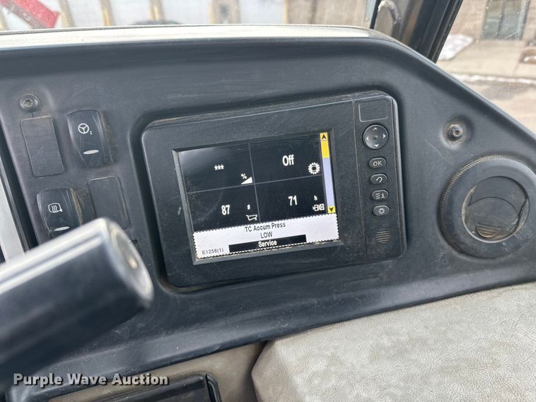 image for item FK1599 2013 caterpillar  740B articulated haul truck