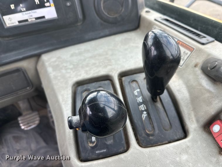 image for item FK1599 2013 caterpillar  740B articulated haul truck