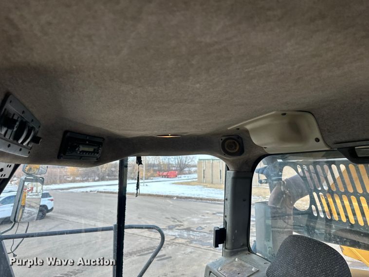 image for item FK1599 2013 caterpillar  740B articulated haul truck