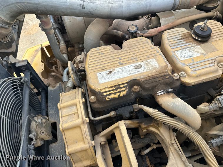 image for item FK1599 2013 caterpillar  740B articulated haul truck