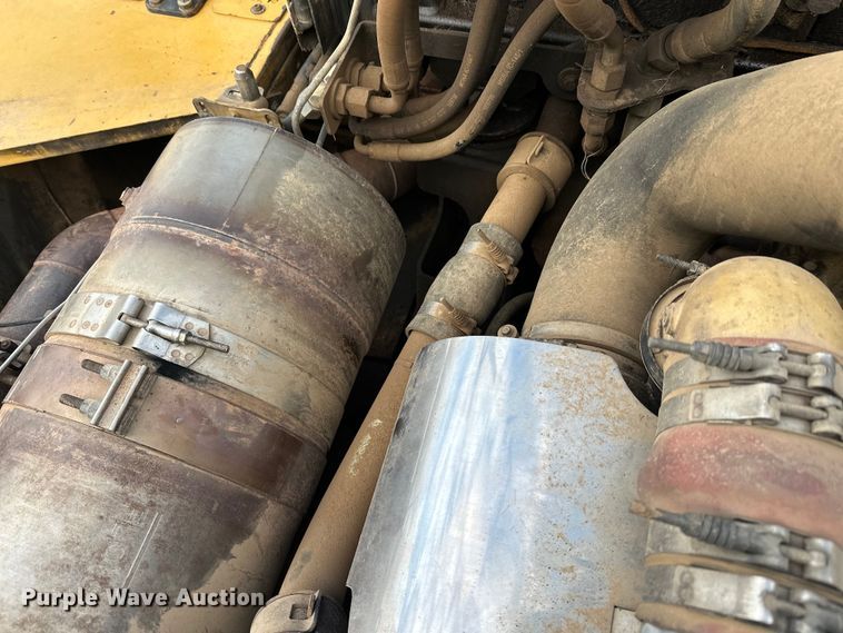 image for item FK1599 2013 caterpillar  740B articulated haul truck