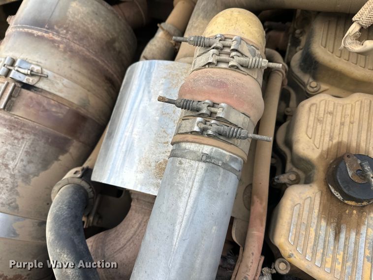 image for item FK1599 2013 caterpillar  740B articulated haul truck