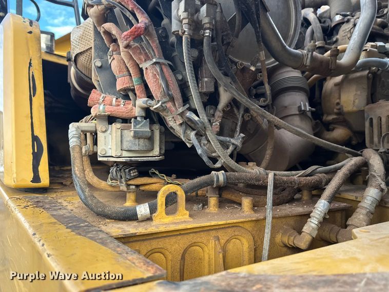 image for item FK1599 2013 caterpillar  740B articulated haul truck