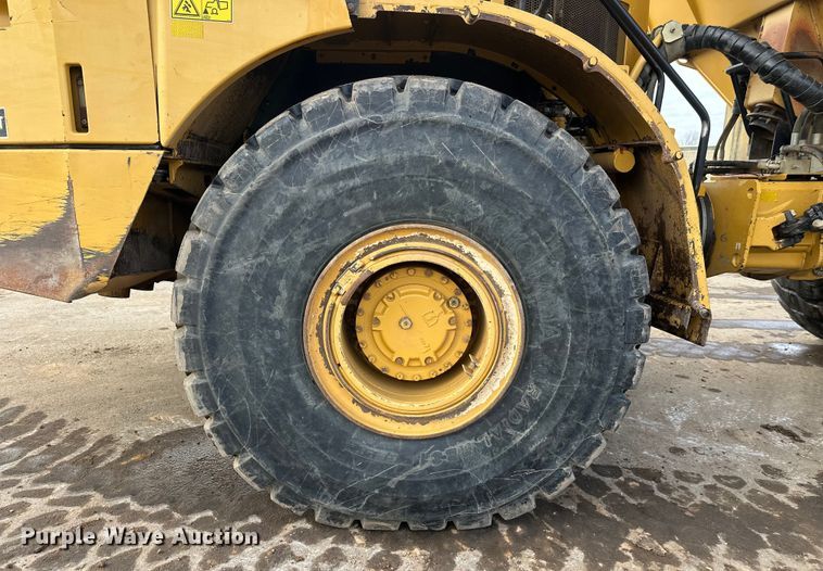 image for item FK1599 2013 caterpillar  740B articulated haul truck