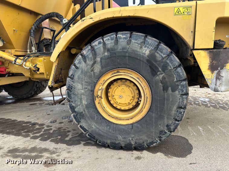 image for item FK1599 2013 caterpillar  740B articulated haul truck