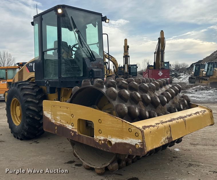 image for item FK1638 2011 Caterpillar CP56 single drum vibratory roller