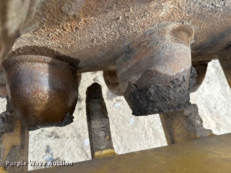 image for item FK1638 2011 Caterpillar CP56 single drum vibratory roller