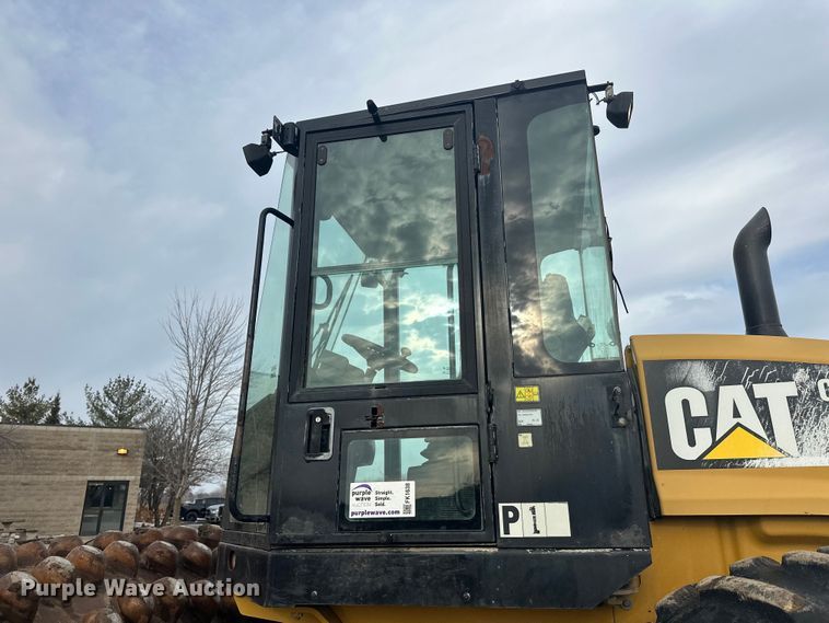 image for item FK1638 2011 Caterpillar CP56 single drum vibratory roller