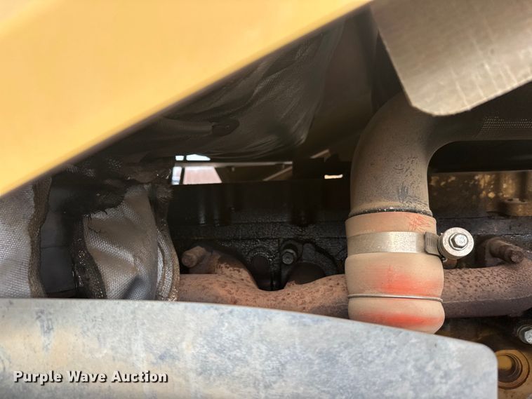 image for item FK1638 2011 Caterpillar CP56 single drum vibratory roller