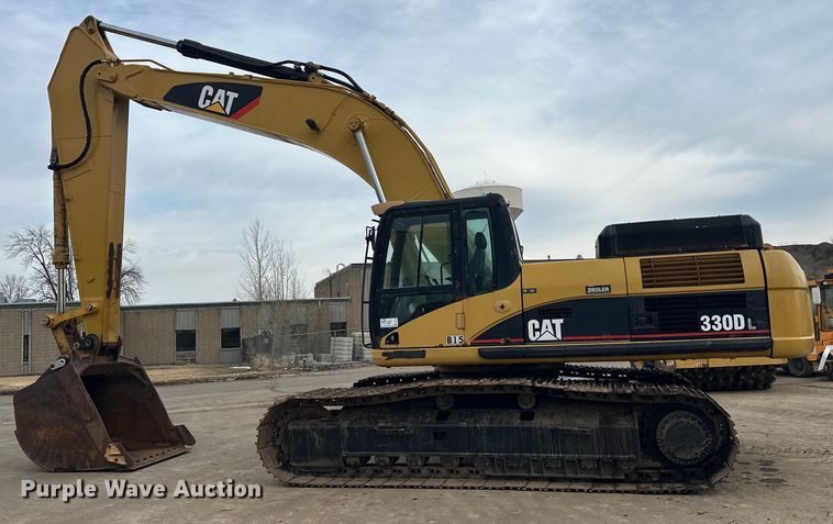 image for item FK1639 2006 Caterpillar 330D excavator