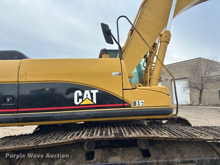 image for item FK1639 2006 Caterpillar 330D excavator