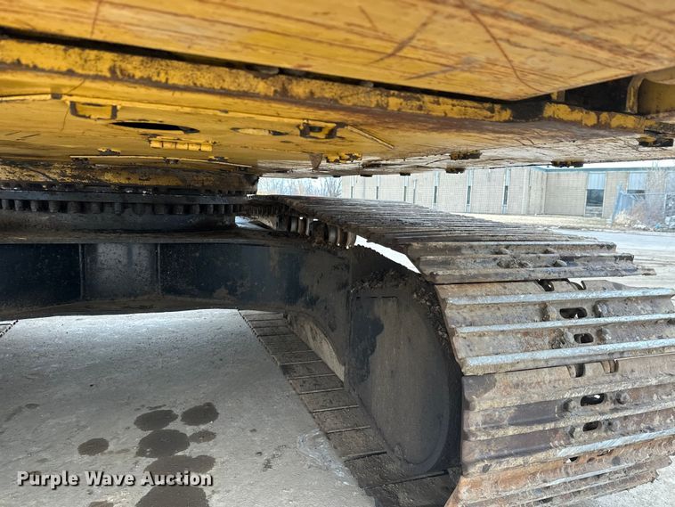 image for item FK1639 2006 Caterpillar 330D excavator