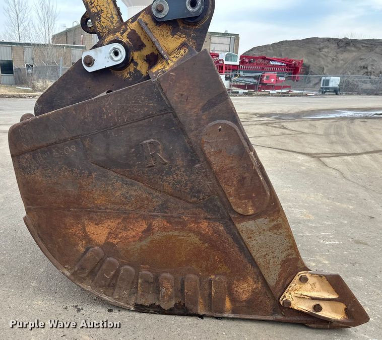 image for item FK1639 2006 Caterpillar 330D excavator