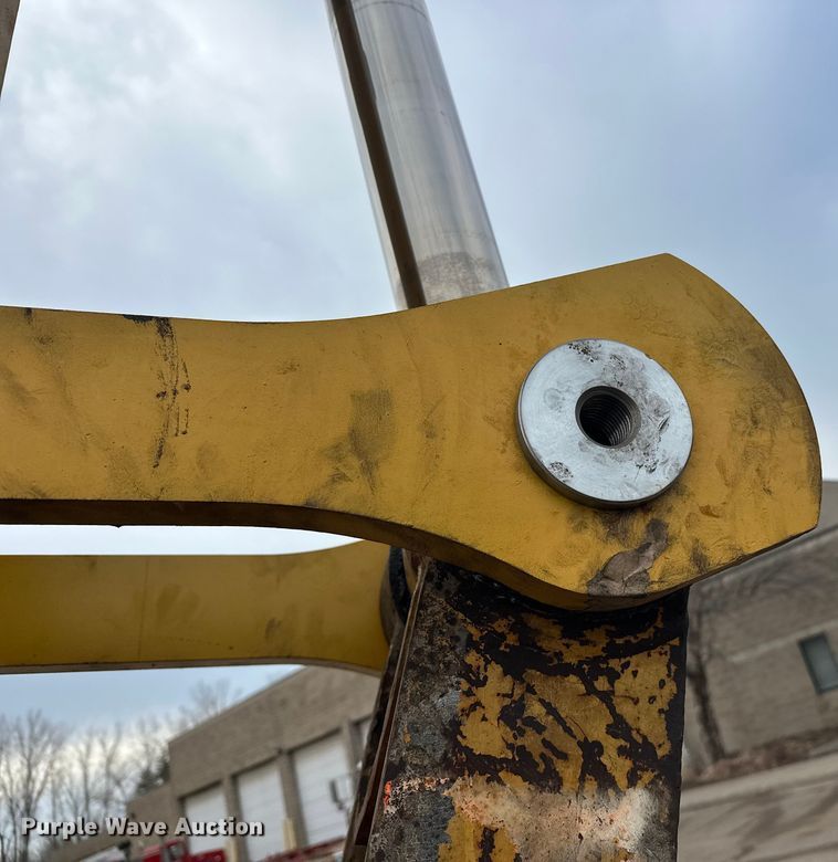 image for item FK1639 2006 Caterpillar 330D excavator