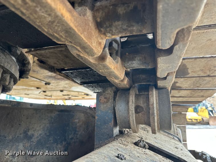 image for item FK1639 2006 Caterpillar 330D excavator