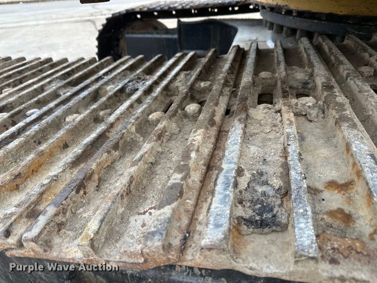 image for item FK1639 2006 Caterpillar 330D excavator