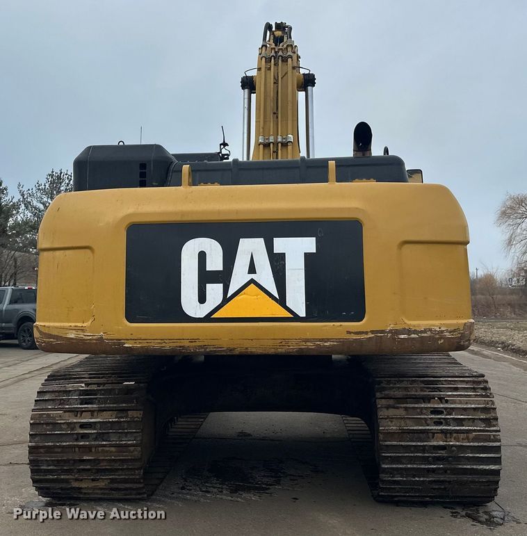 image for item FK1640 2008 Caterpillar 330D excavator