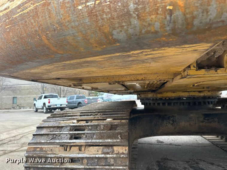 image for item FK1640 2008 Caterpillar 330D excavator