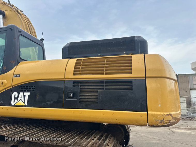 image for item FK1640 2008 Caterpillar 330D excavator