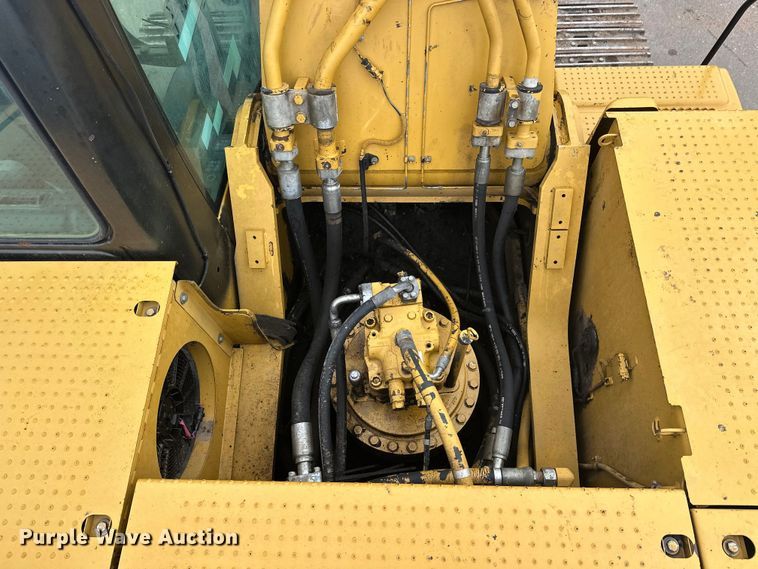 image for item FK1640 2008 Caterpillar 330D excavator