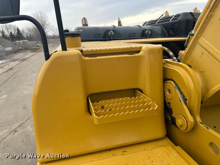 image for item FK1640 2008 Caterpillar 330D excavator