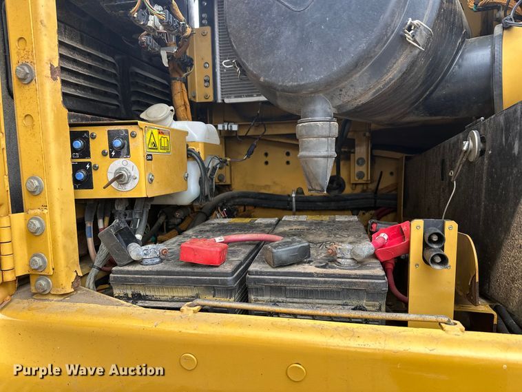 image for item FK1640 2008 Caterpillar 330D excavator