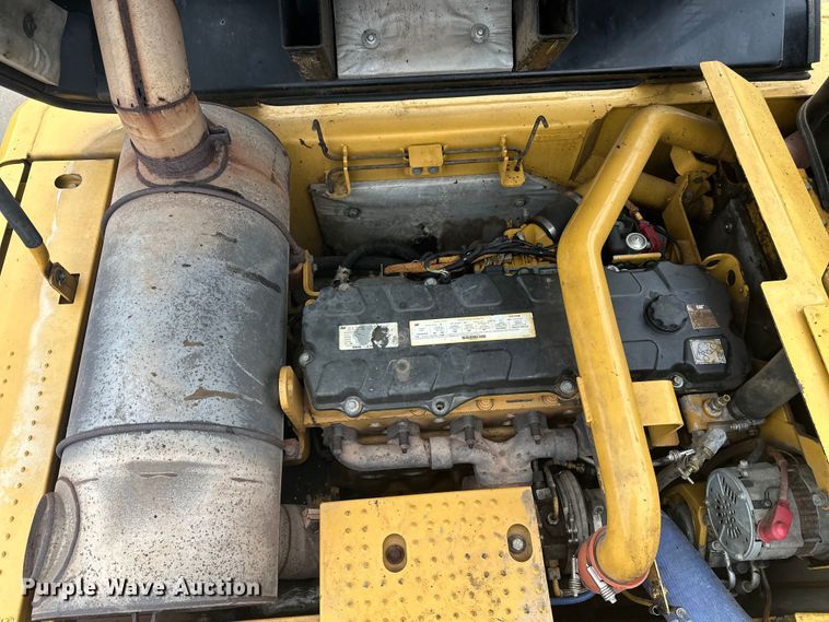 image for item FK1640 2008 Caterpillar 330D excavator