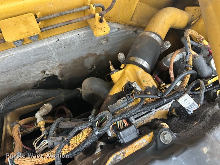 image for item FK1640 2008 Caterpillar 330D excavator