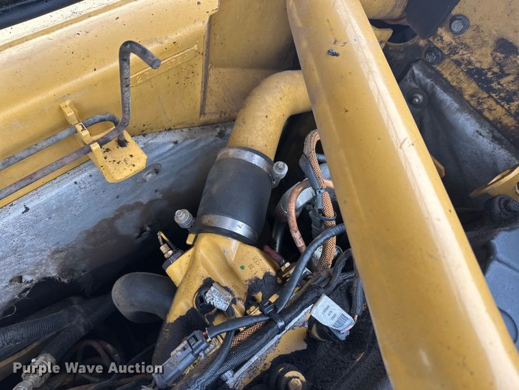 image for item FK1640 2008 Caterpillar 330D excavator