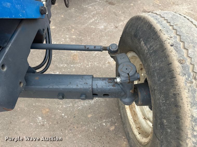 image for item FK1641 1999 New Holland 3930 tractor