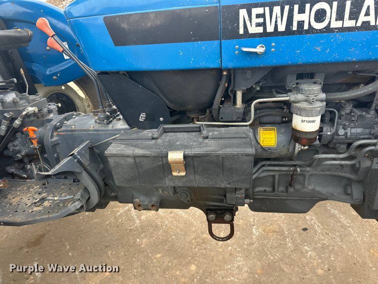 image for item FK1641 1999 New Holland 3930 tractor