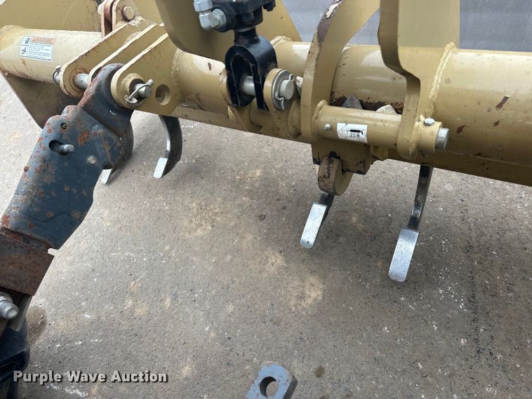 image for item FK1641 1999 New Holland 3930 tractor