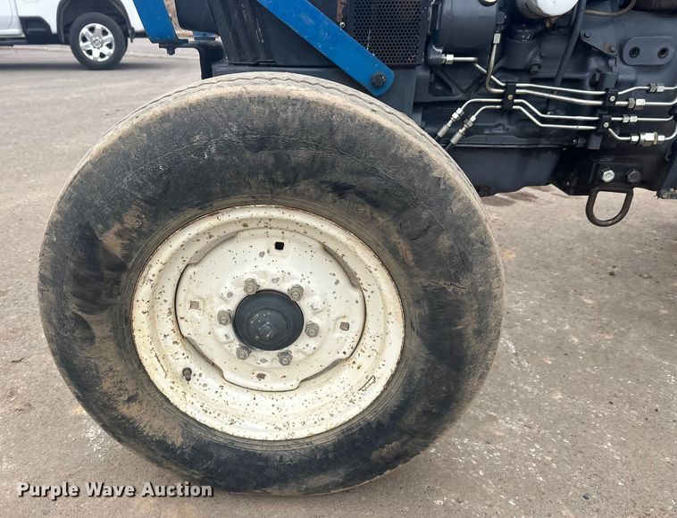 image for item FK1641 1999 New Holland 3930 tractor