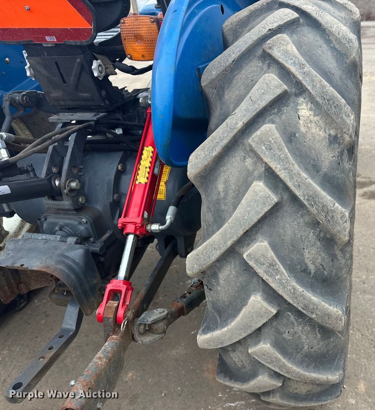 image for item FK1641 1999 New Holland 3930 tractor